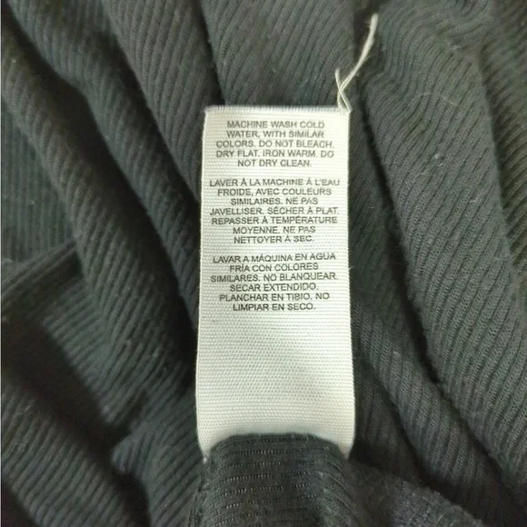 FREE 🎁 Garage Ribbed Long Sleeve Top - Picture 6 of 6